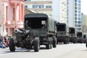 Foto - Desfile Cívico-Militar de Ijuí 2025