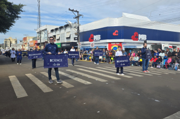 Foto - Desfile Cívico-Militar de Ijuí 2025