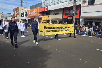 Foto - Desfile Cívico-Militar de Ijuí 2025