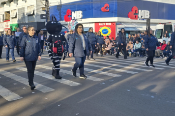 Foto - Desfile Cívico-Militar de Ijuí 2025