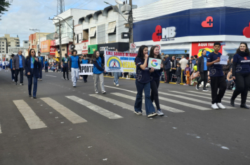 Foto - Desfile Cívico-Militar de Ijuí 2025