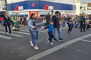Foto - Desfile Cívico-Militar de Ijuí 2025