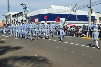 Foto - Desfile Cívico-Militar de Ijuí 2025