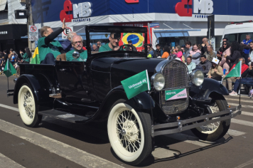 Foto - Desfile Cívico-Militar de Ijuí 2025