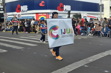 Foto - Desfile Cívico-Militar de Ijuí 2025