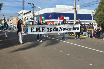 Foto - Desfile Cívico-Militar de Ijuí 2025