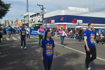 Foto - Desfile Cívico-Militar de Ijuí 2025