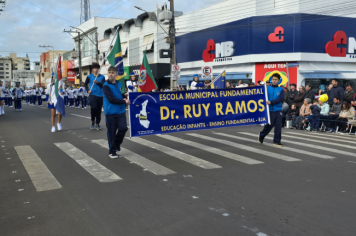 Foto - Desfile Cívico-Militar de Ijuí 2025