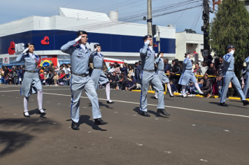 Foto - Desfile Cívico-Militar de Ijuí 2025