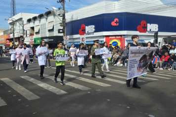 Foto - Desfile Cívico-Militar de Ijuí 2025