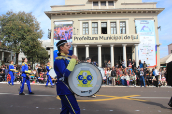 Foto - Desfile Cívico-Militar de Ijuí 2025