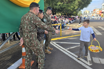 Foto - Desfile Cívico-Militar de Ijuí 2025