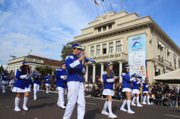 Foto - Desfile Cívico-Militar de Ijuí 2025