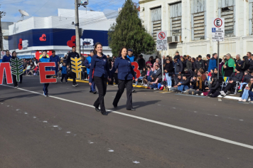 Foto - Desfile Cívico-Militar de Ijuí 2025