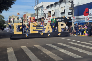 Foto - Desfile Cívico-Militar de Ijuí 2025