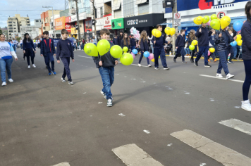 Foto - Desfile Cívico-Militar de Ijuí 2025