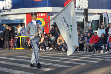 Foto - Desfile Cívico-Militar de Ijuí 2025