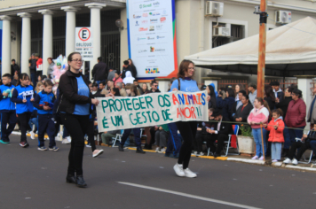 Foto - Desfile Cívico-Militar de Ijuí 2025