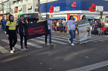 Foto - Desfile Cívico-Militar de Ijuí 2025