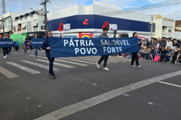 Foto - Desfile Cívico-Militar de Ijuí 2025