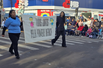 Foto - Desfile Cívico-Militar de Ijuí 2025