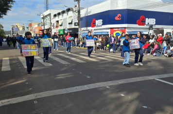 Foto - Desfile Cívico-Militar de Ijuí 2025