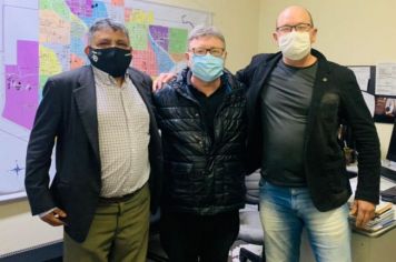 Presidente do Legislativo visita Secretaria de Habitação 