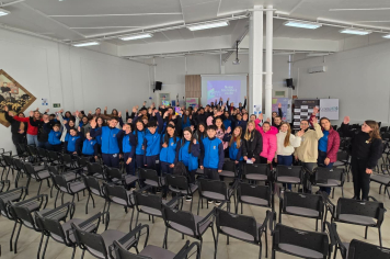 SMED e Sebrae/RS promovem evento sobre educação empreendedora para grêmios estudantis das escolas municipais