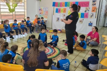 EMI Alvorada realiza intercâmbio musical com a EMI Cândida Iora Turra