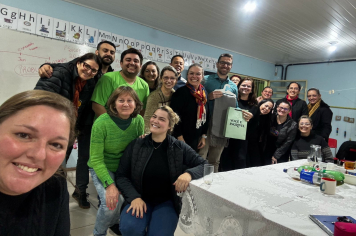 Setor de Psicologia da SMEd realiza formação na EMF Davi Canabarro