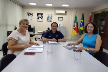 Governo Municipal planeja qualificação em comunicação para rede municipal de ensino
