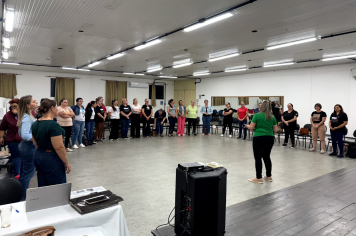 Professores das turmas de extensão participam de formação continuada