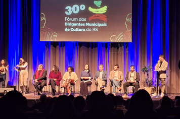 Vice-prefeito e secretário participam de Fórum de Cultura