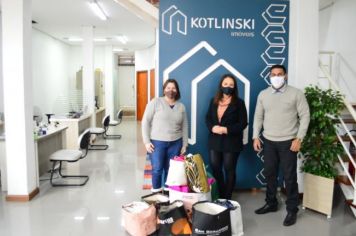 Kotlinski Imóveis colabora com a Campanha do Agasalho