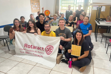 EMF Joaquim Nabuco e Rotaract Club de Ijuí realizam atividade voltada à preservação ambiental