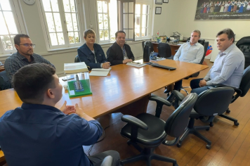 Cursos são apresentados ao prefeito Cossetin