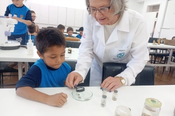 EMF João Goulart desenvolve projeto investigativo sobre a natureza com turma do Pré II