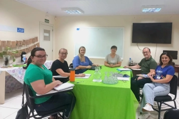 SMEd recebe equipe de Jóia para diálogo sobre educação em tempo integral