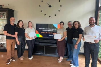 SMEd participa de formação para coordenadores da Escola de Pais