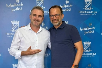 Prefeito recebe visita de Pastor