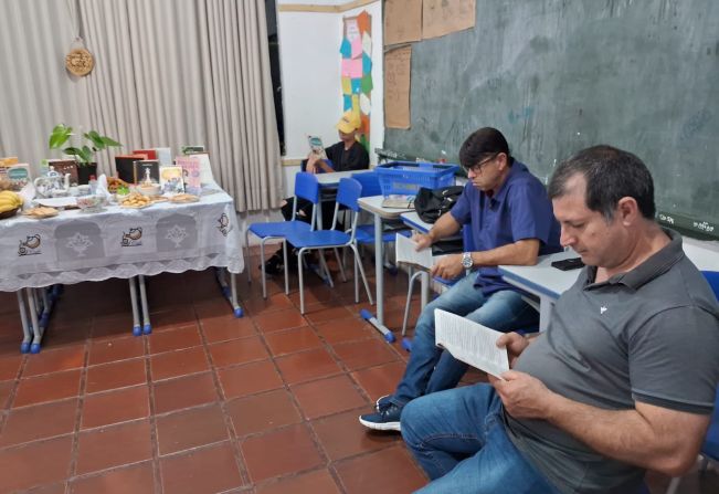 Estudantes de Escola Municipal participam de Café de Leitura