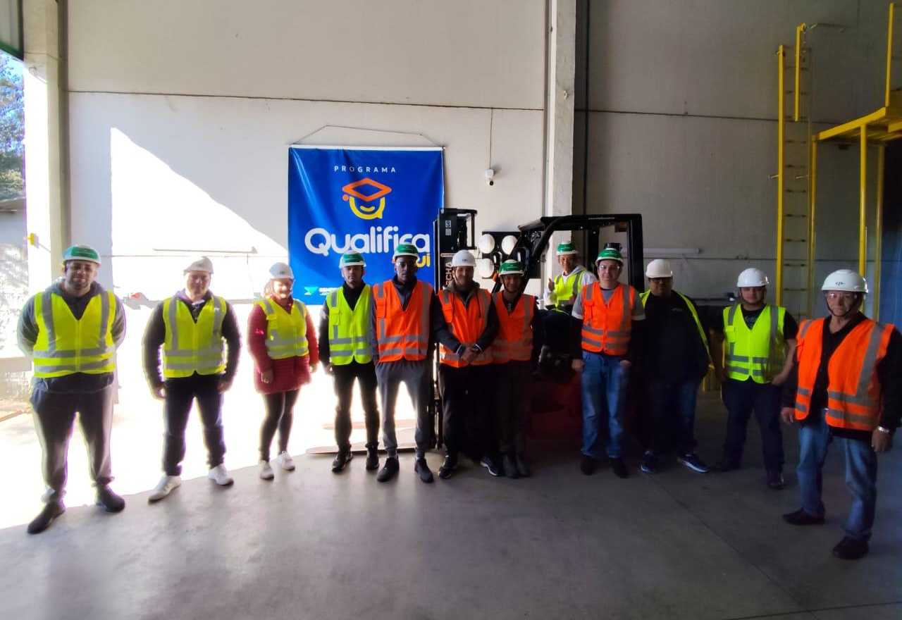 Qualifica forma mais duas turmas de profissionais