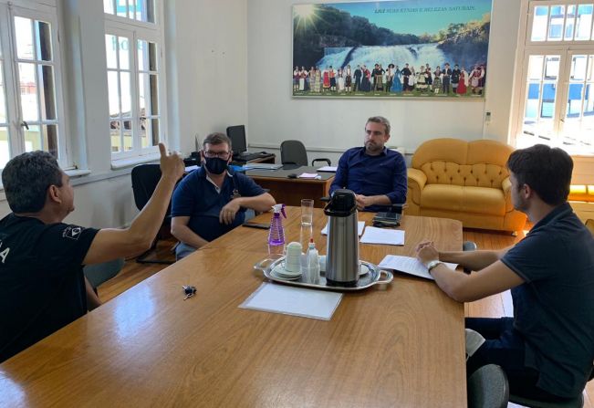 Presos poderão trabalhar 