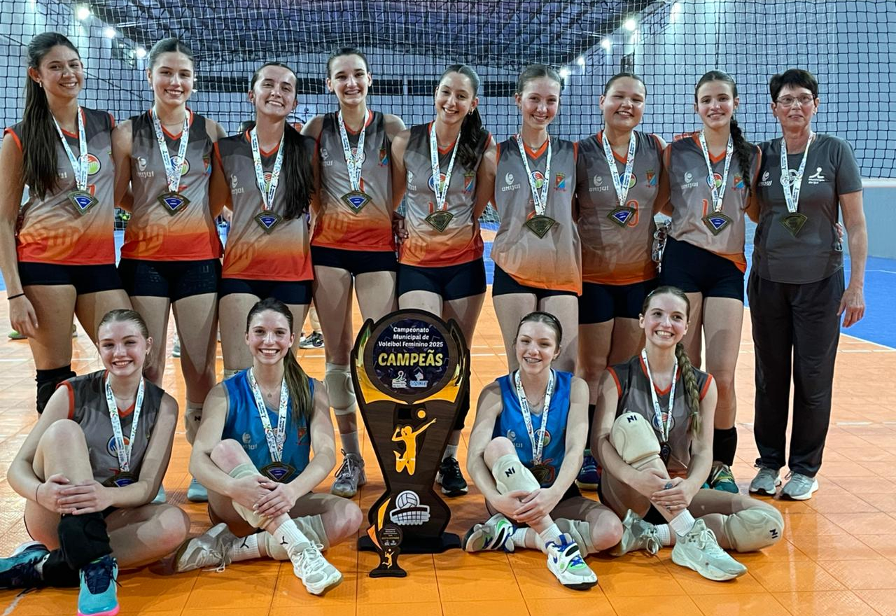 Campeonato Municipal de Vôlei conhece seus campeões