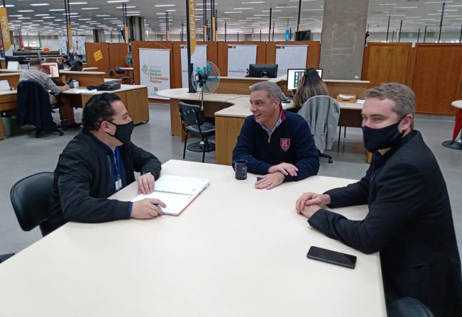 Escola Cívico-Militar