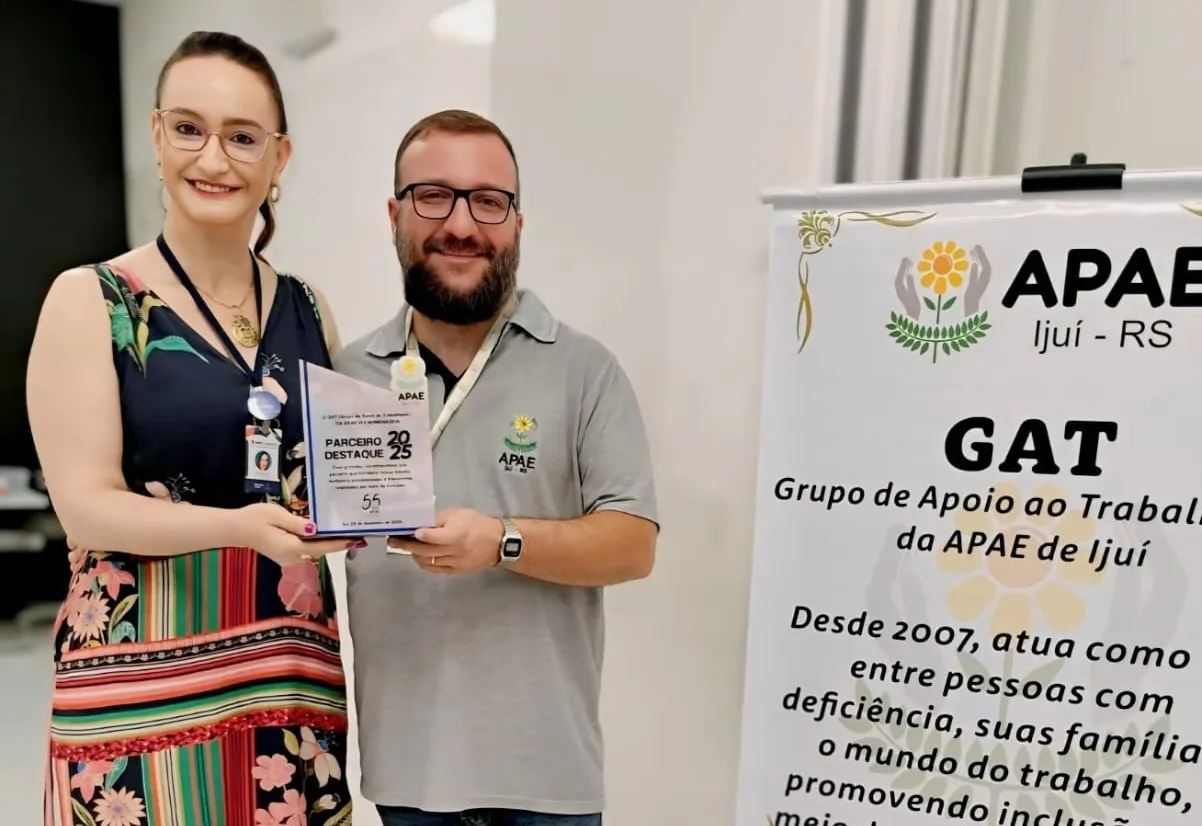 Programa Qualifica+ Ijuí recebe homenagem da APAE