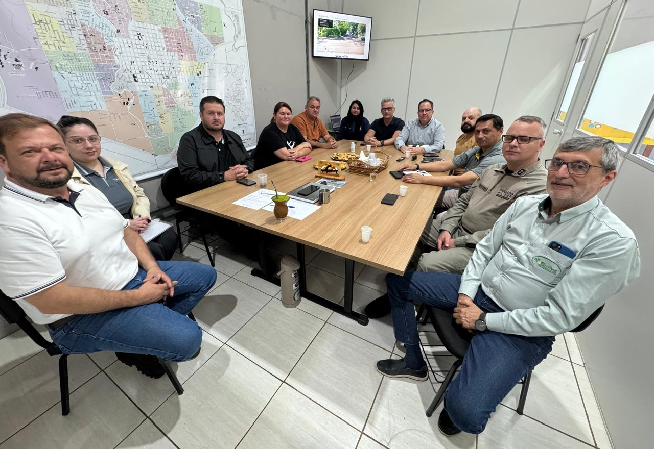 Comissão Municipal de Trânsito discute melhorias para mobilidade urbana