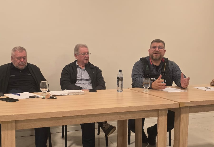 Vigilância Sanitária realiza encontro com setor gastronômico da Expofest