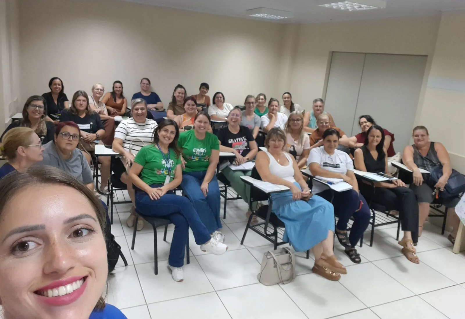 SMEd realiza encontro formativo com professoras das turmas de extensão da Pré-Escola
