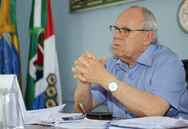 Prefeito Valdir Heck faz encaminhamentos em Porto Alegre